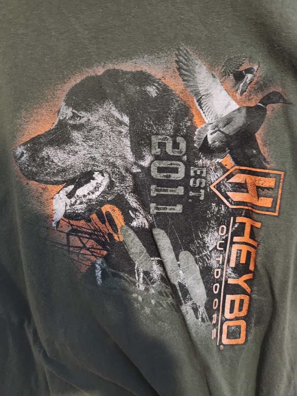Heybo Outdoor Dog Graphic Tee in Olive Green and Orange Accent